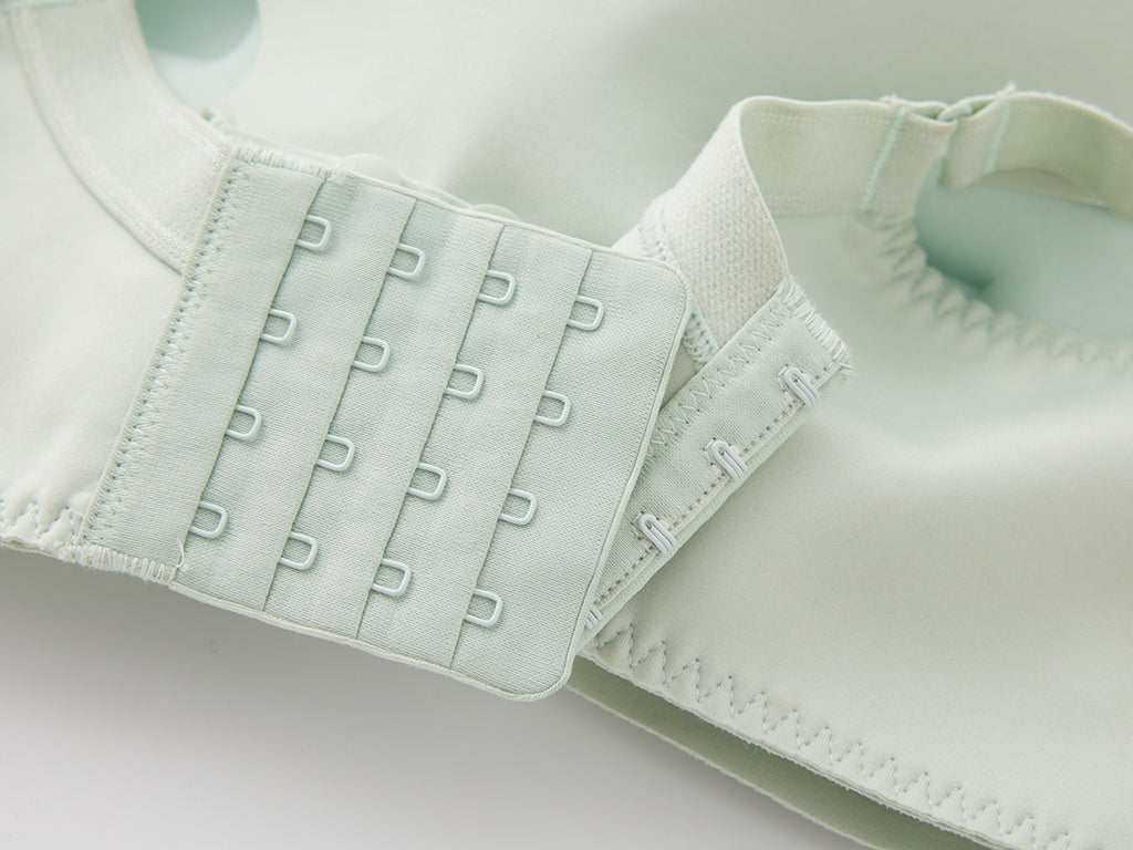 SuperGard Cabin Bra 8118 | Easy-Access Nursing, Breathable Comfort, More Space for Your Nipples